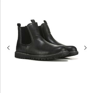 NEW B52 by Bullboxer
Men's Roll Slip-On Chelsea Boot size 10